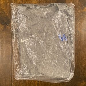 Nike grey mens small dri-fit tshirt